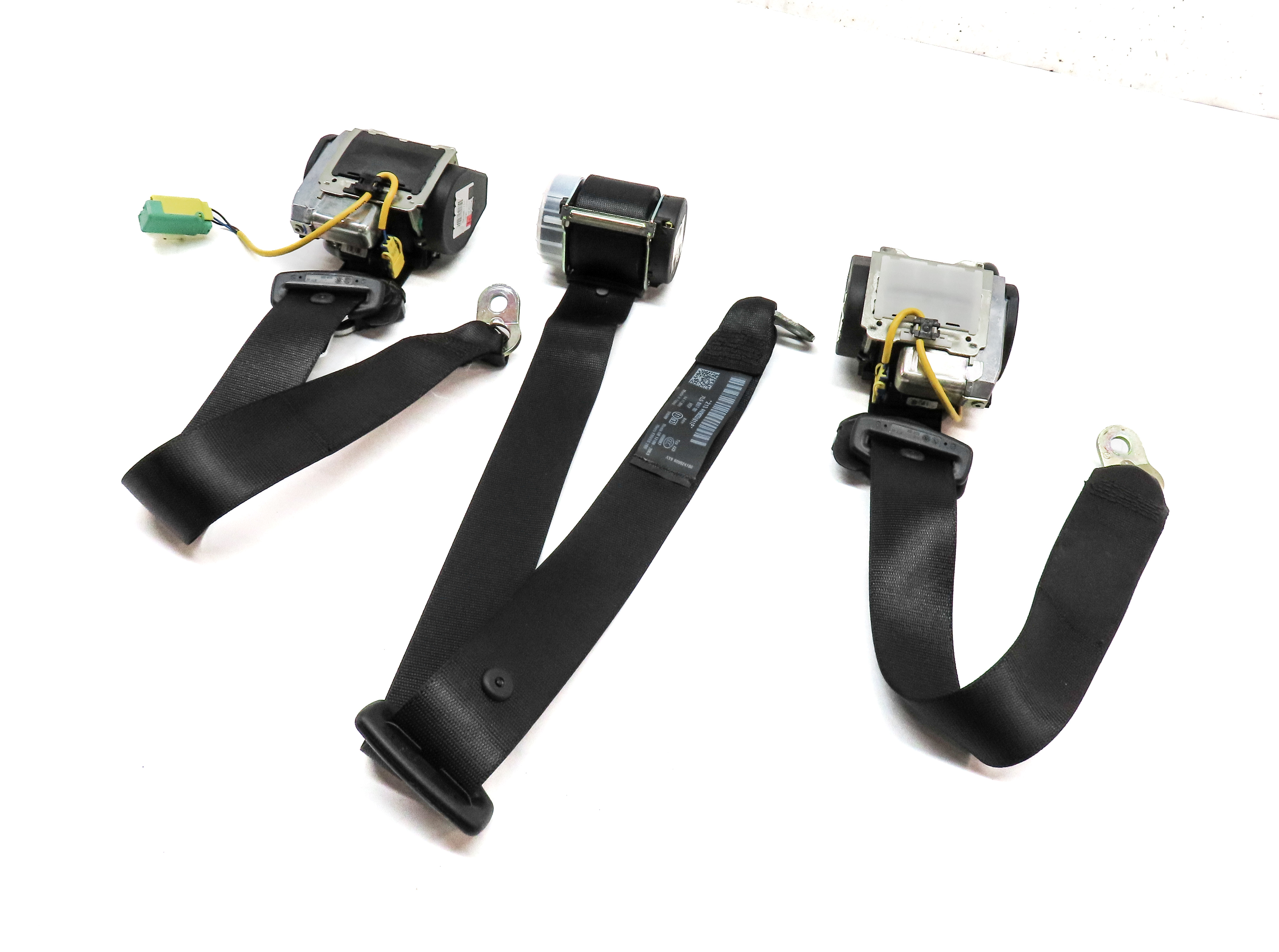 2006 PORSCHE CAYENNE S (955) REAR LEFT CENTER RIGHT SEATBELT RETRACTOR SET BLACK — exact item pictured